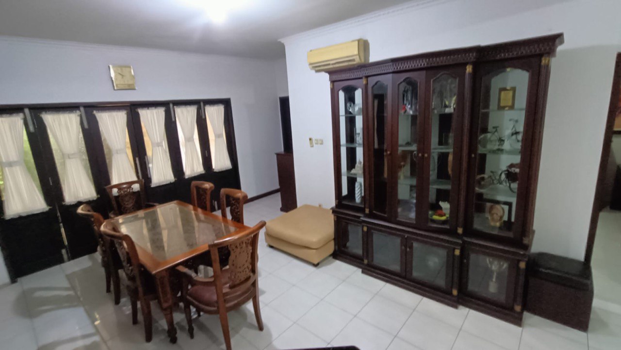 Dijual Rumah Mewah Siap Huni di Graha Taman Bintaro Sektor Tangerang - Thumbnail 6