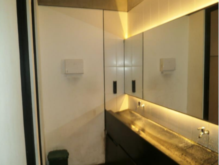 Dijual Bangunan Rumah Cafe Strategis di Ciamanuk Surabaya Pusat - Thumbnail 2