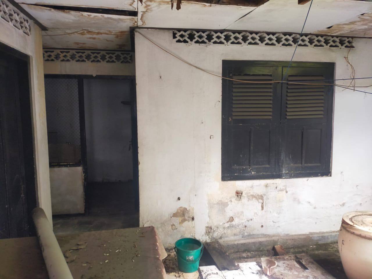 Dijual Strategis Rumah Hitung Tanah di Jalan Ngagel Timur Surabaya Timur - Thumbnail 3