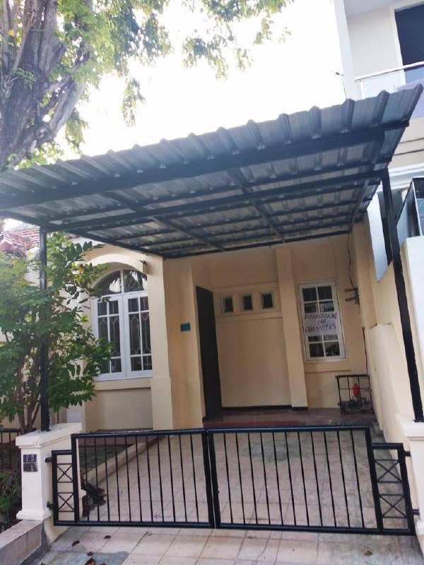 Disewakan Rumah Strategis di Puri Asri Surabaya Timur - Image 1