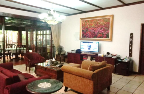 Dijual Rumah Siap Huni di Raya Mandala Menteng Jakarta Selatan - Thumbnail 6