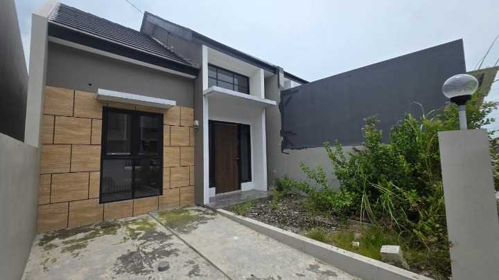 Dijual Rumah Strategis1 Lantai Siap Huni di Alana Tambak Oso Sidoarjo - Thumbnail 2