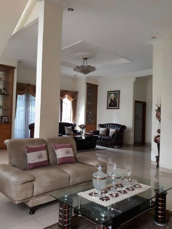 Dijual Rumah Mewah 2 Lantai di Kutisari Utara Surabaya Selatan - Image 1