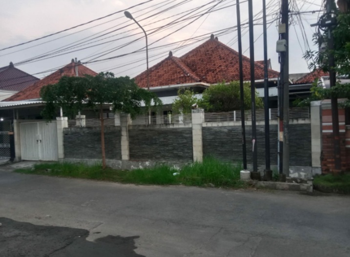 Dijual Rumah Legendaris Siap Huni di Pusat Kota Jl. Telasih – Surabaya Pusat - Image 1