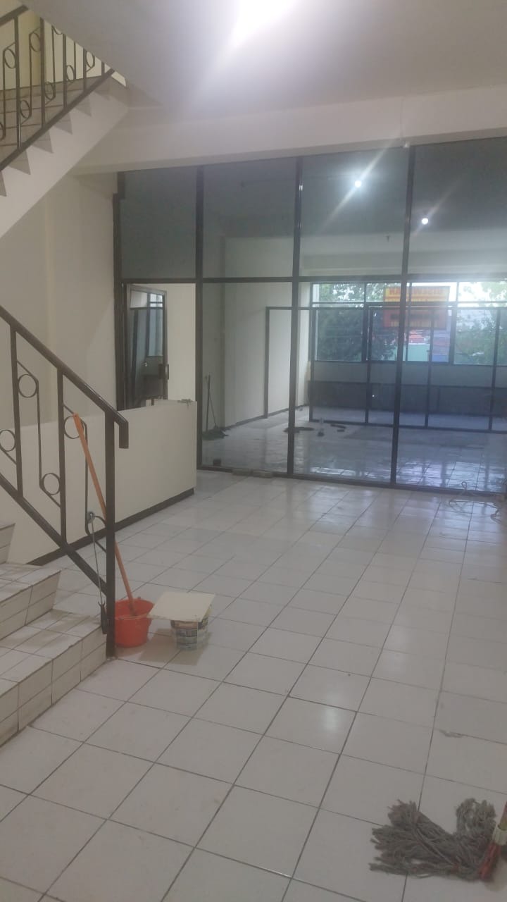 Disewakan Ruko 3 Lantai Strategis di Ngagel Jaya Selatan Surabaya Timur - Thumbnail 3