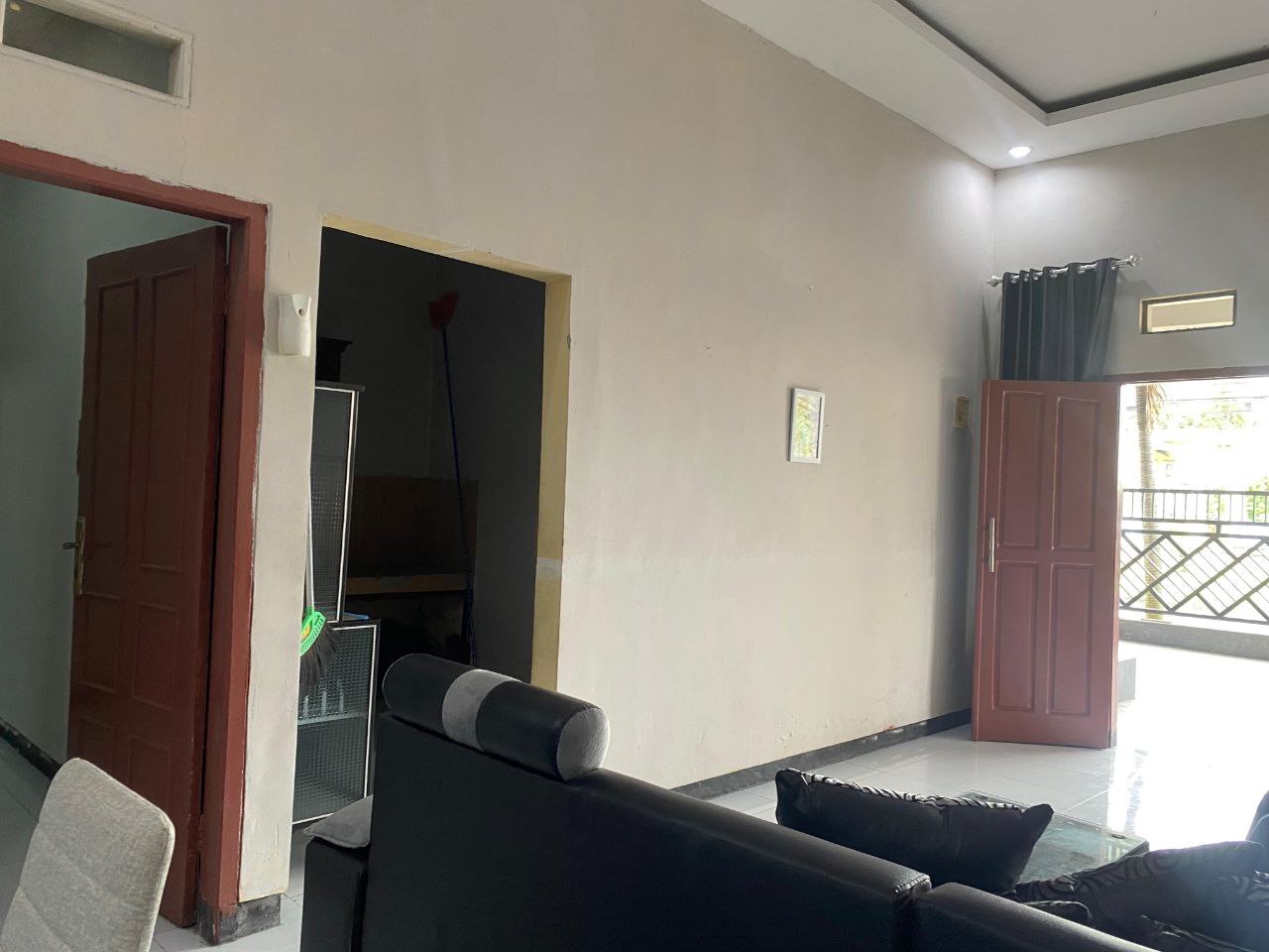 Dijual Rumah Strategis di Puri Safira Regency Raya Menganti Gresik - Thumbnail 2