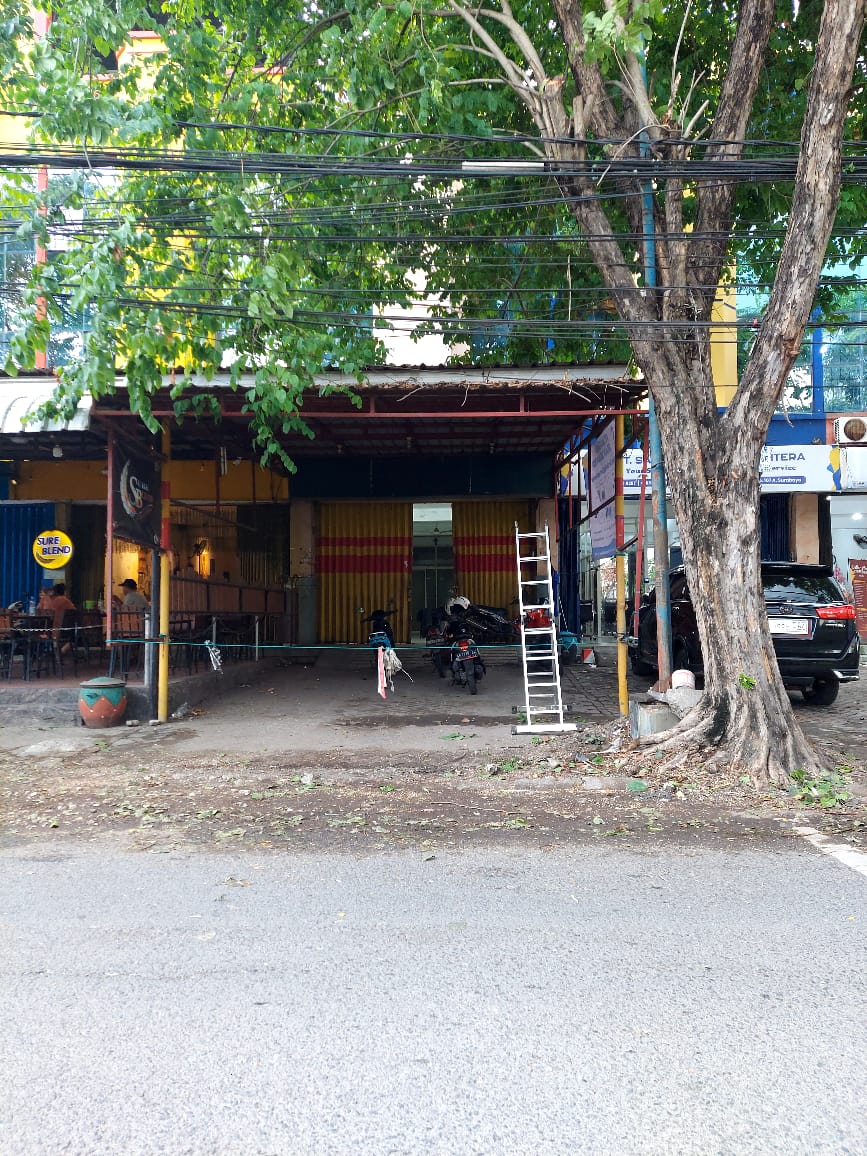 Dijual Ruko Strategis Nol jalan raya, Raya Dukuh Kupang Barat Surabaya Barat - Image 1