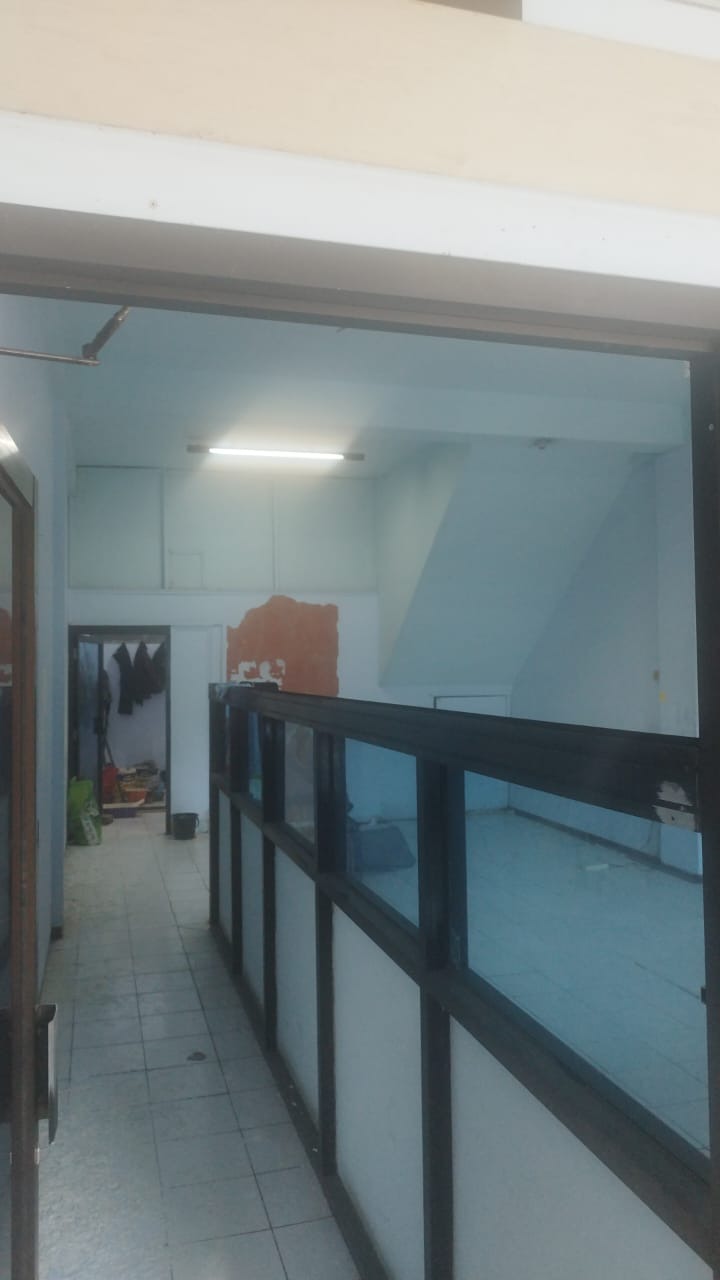 Disewakan Ruko 3 Lantai Strategis di Ngagel Jaya Selatan Surabaya Timur - Thumbnail 4