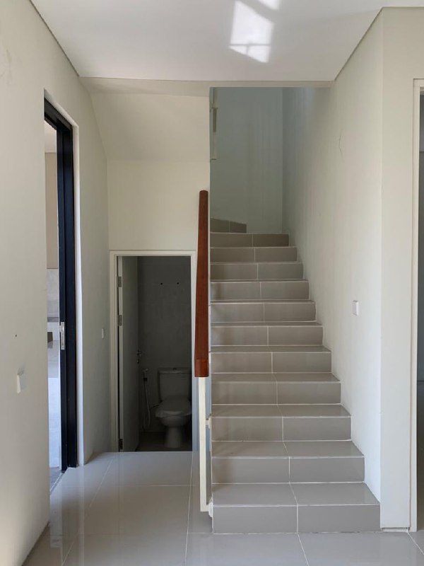 Dijual Rumah Nyaman Northwest Lake Citraland di Wilayah Surabaya Barat - Thumbnail 6