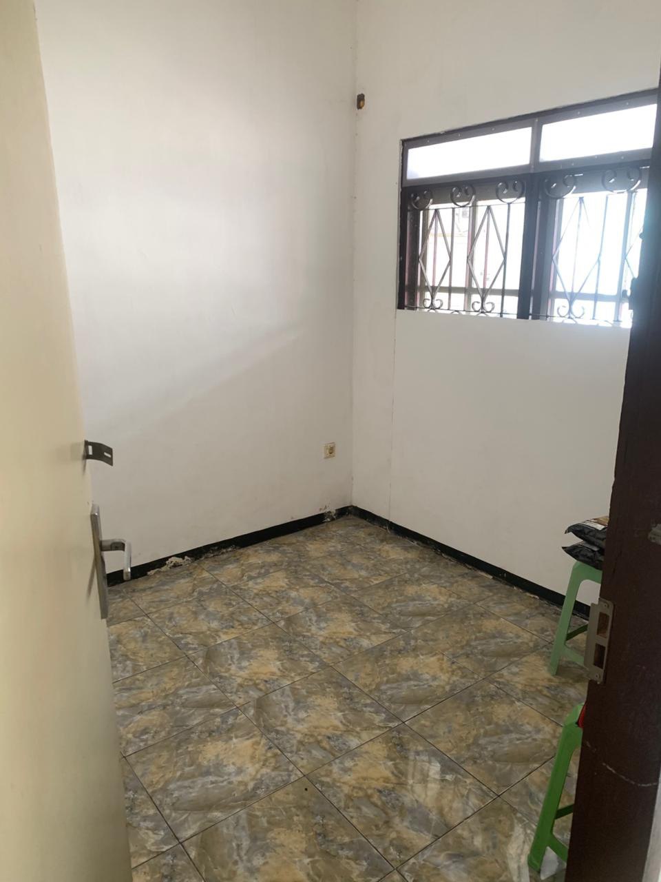 Dijual Rumah di Kawasan Strategis Pondok Tjandra Jalan Mangga Sidoarjo - Thumbnail 2