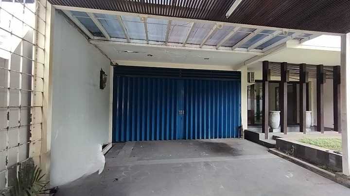 Dijual Rumah Mewah Siap Huni di Jemur Andayani Surabaya Selatan - Thumbnail 2