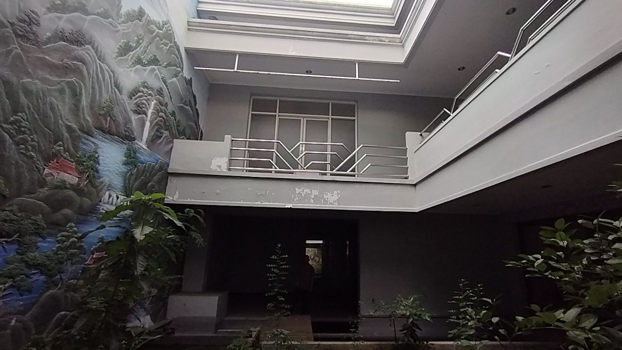 Dijual Rumah Mewah Siap Huni di Jemur Andayani Surabaya Selatan - Thumbnail 3