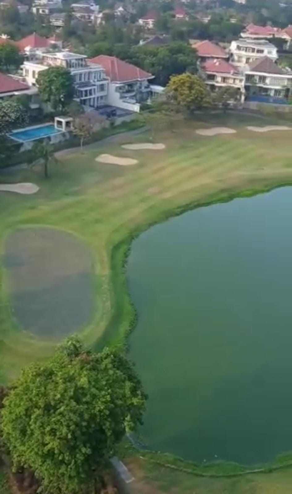 Dijual Penthouse Strategis  Condominium Graha Famili Lokasi Premium Surabaya, Murah - Thumbnail 5