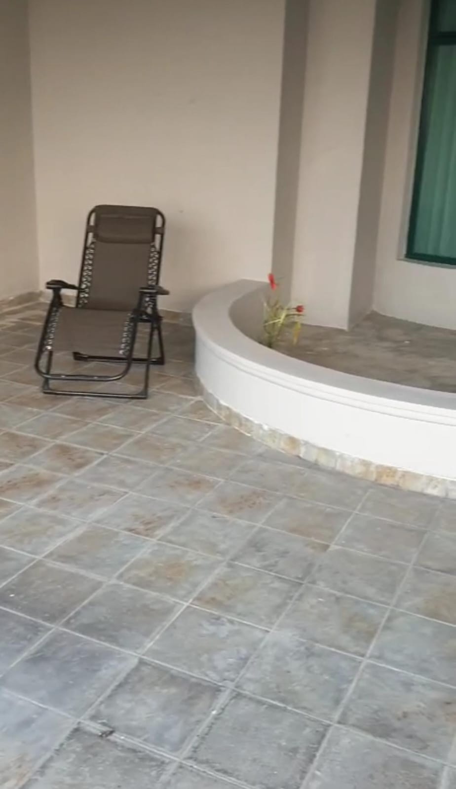 Dijual Penthouse Strategis  Condominium Graha Famili Lokasi Premium Surabaya, Murah - Thumbnail 8