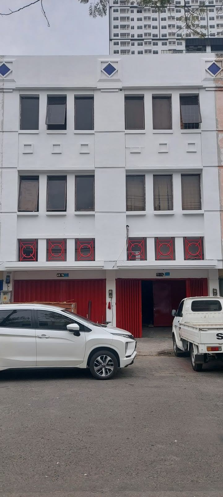 Dijual 2 Ruko Jejer Siap Huni  3 Lantai di Mangga Dua Wonokromo Surabaya Selatan - Thumbnail 2