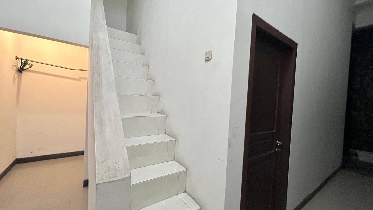 Dijual/Disewakan Rumah Luas Siap Huni di Perumahan Tanjung Permai Regency Gresik - Thumbnail 6