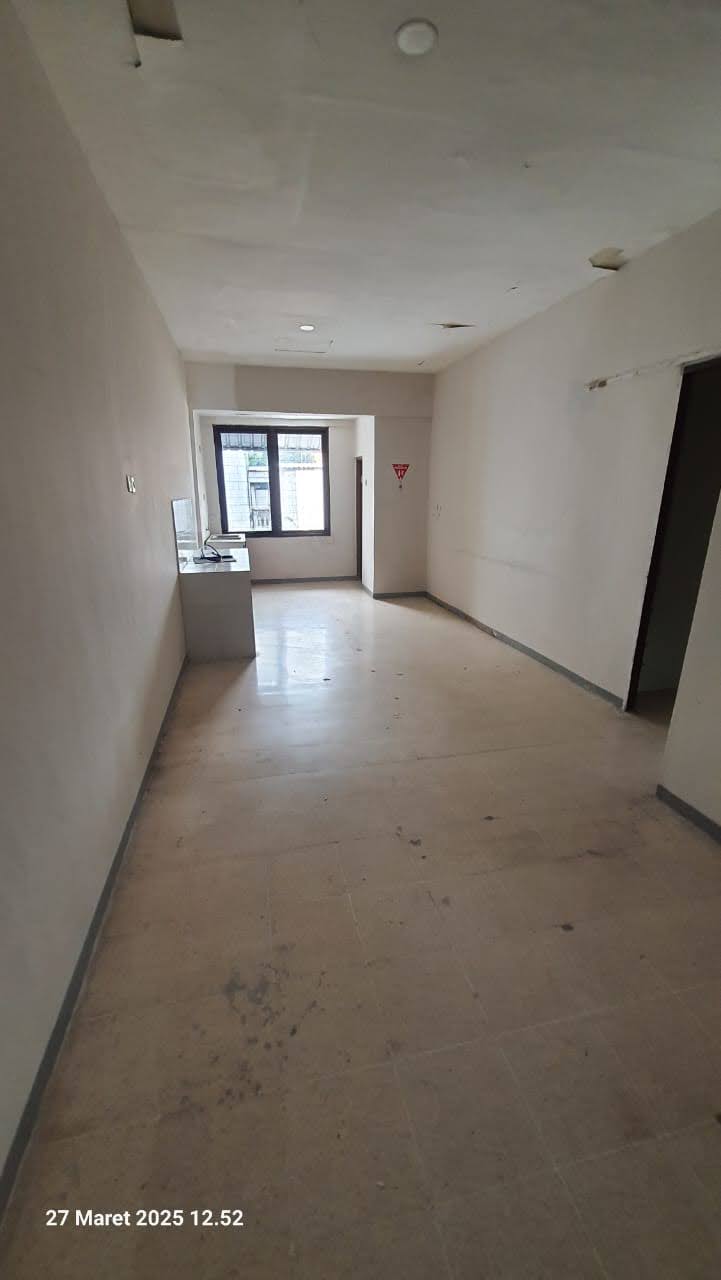 Disewakan ruko Strategis di Raden Saleh Surabaya Pusat - Thumbnail 4