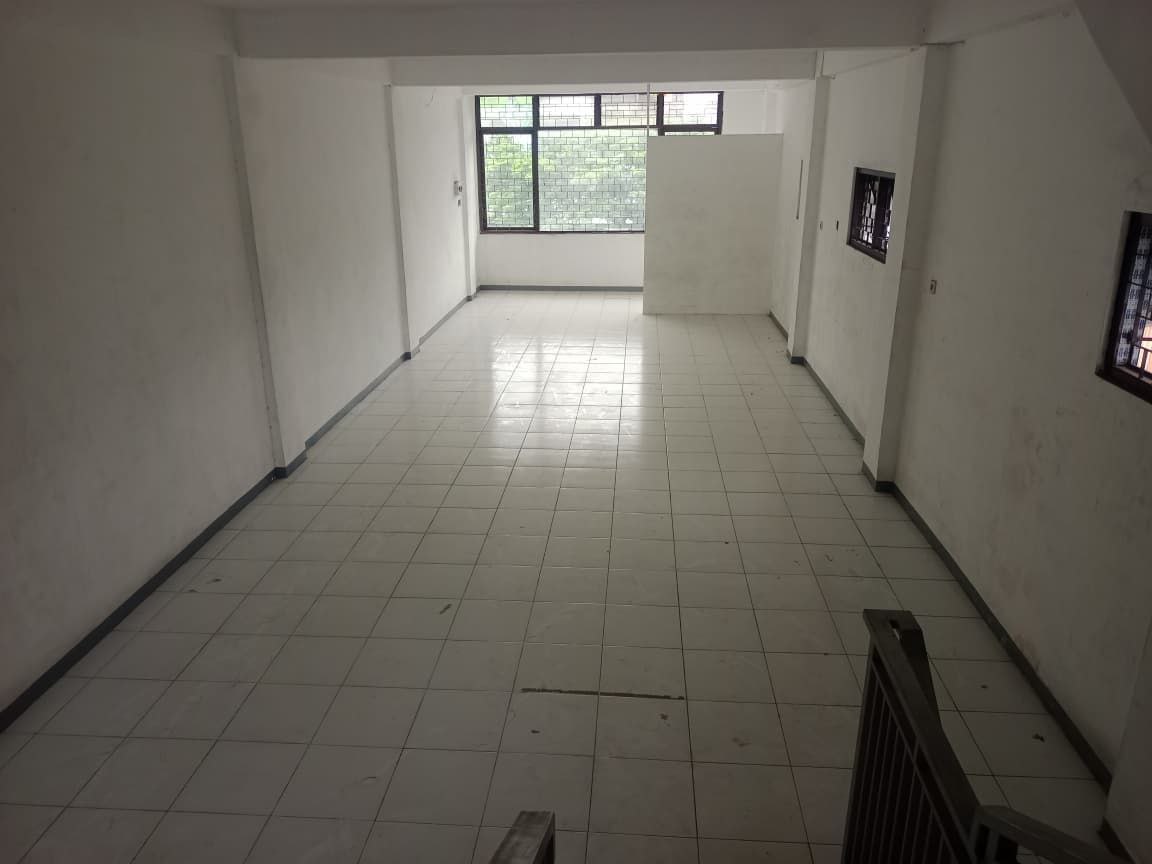 Disewakan Ruko Strategis di Raden Saleh Surabaya Pusat - Thumbnail 7