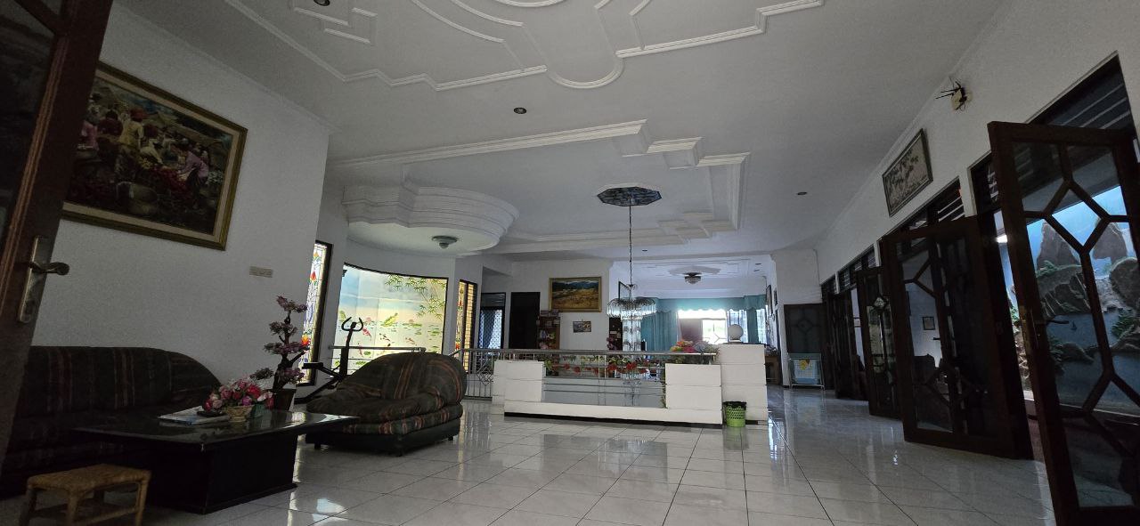 Dijual Cepat Rumah Mewah Siap Huni Turun Harga 3 Milyad di Perum Villa Kalijudan Surabaya Timur - Thumbnail 2