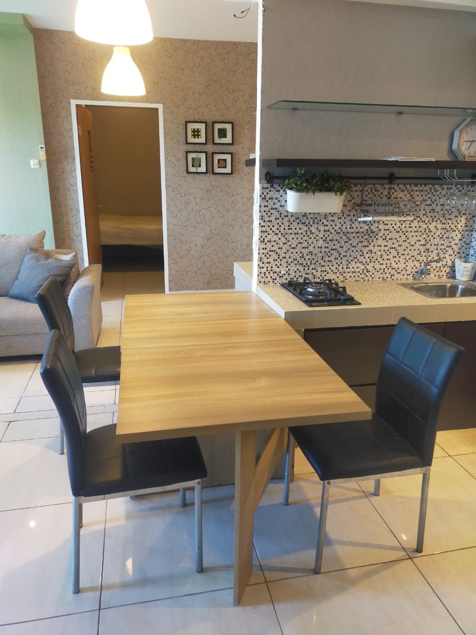 Dijual Apartemen Full Furnished di Puncak Bukit Golf Surabaya Barat - Thumbnail 5