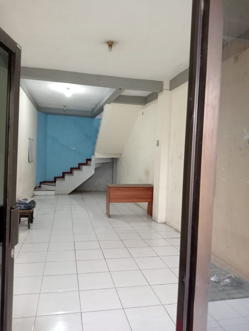 Disewakan Ruko 2 Lantai Strategis Cocok Buat Usaha di Wisma Lidah Kulon Surabaya Barat - Thumbnail 3