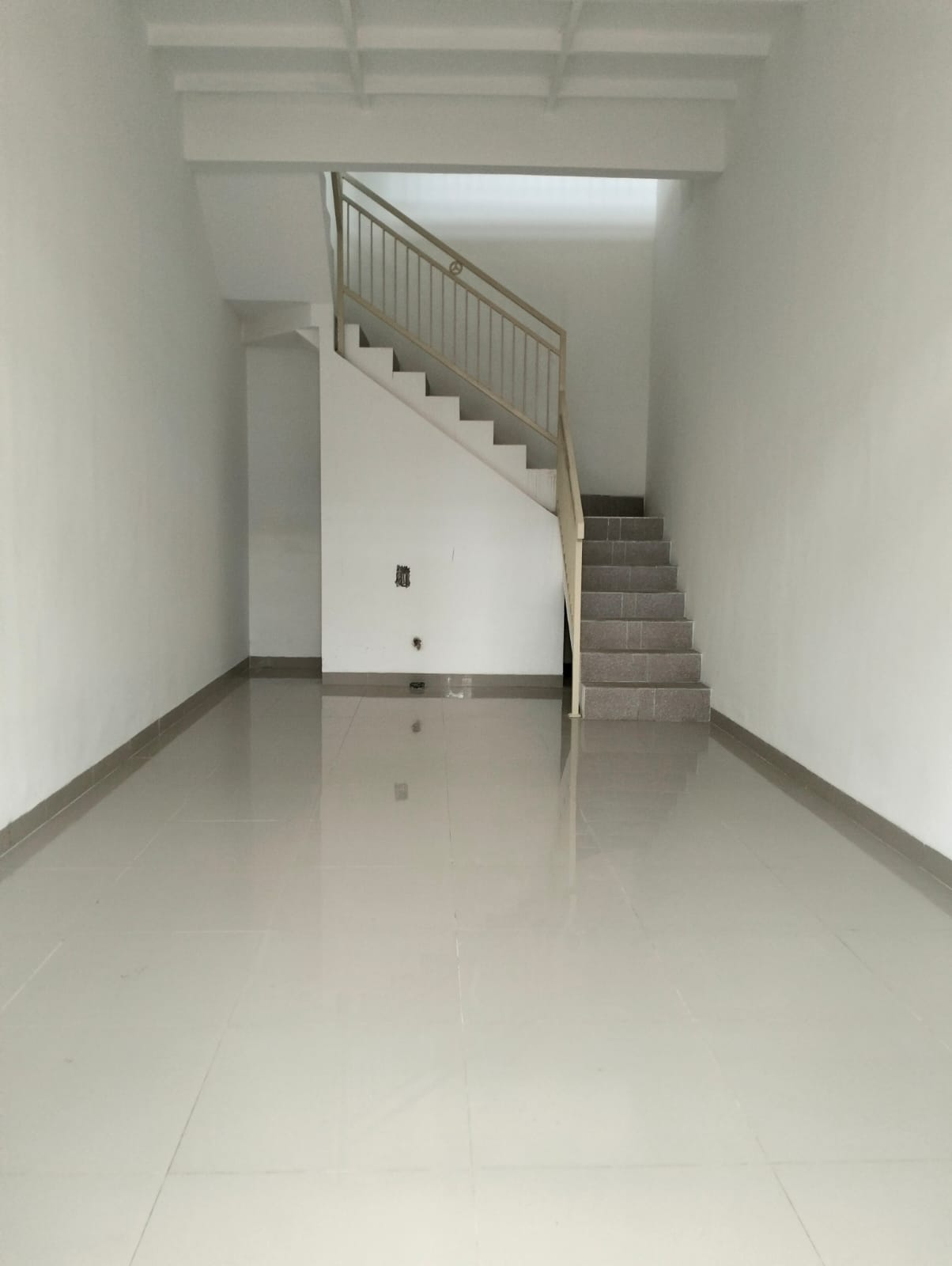 DIJUAL RUKO STRATEGIS – RAYA BANYU URIP - Thumbnail 2