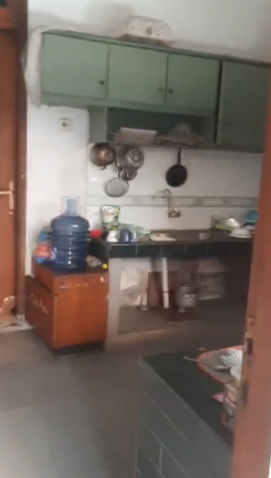 Dijual Rumah Mewah 2 Lantai Siap Huni di Margorejo Indah Surabaya Selatan - Thumbnail 4