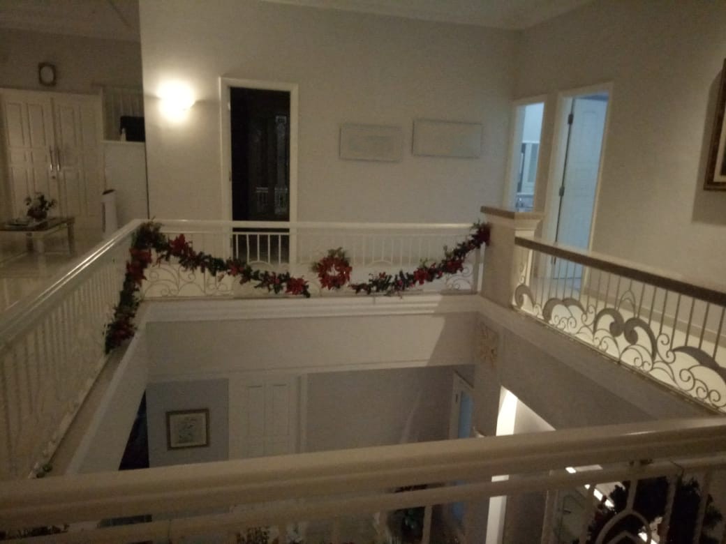 Dijual Rumah Mewah Siap Huni di Graha Famili Surabaya Barat - Thumbnail 5