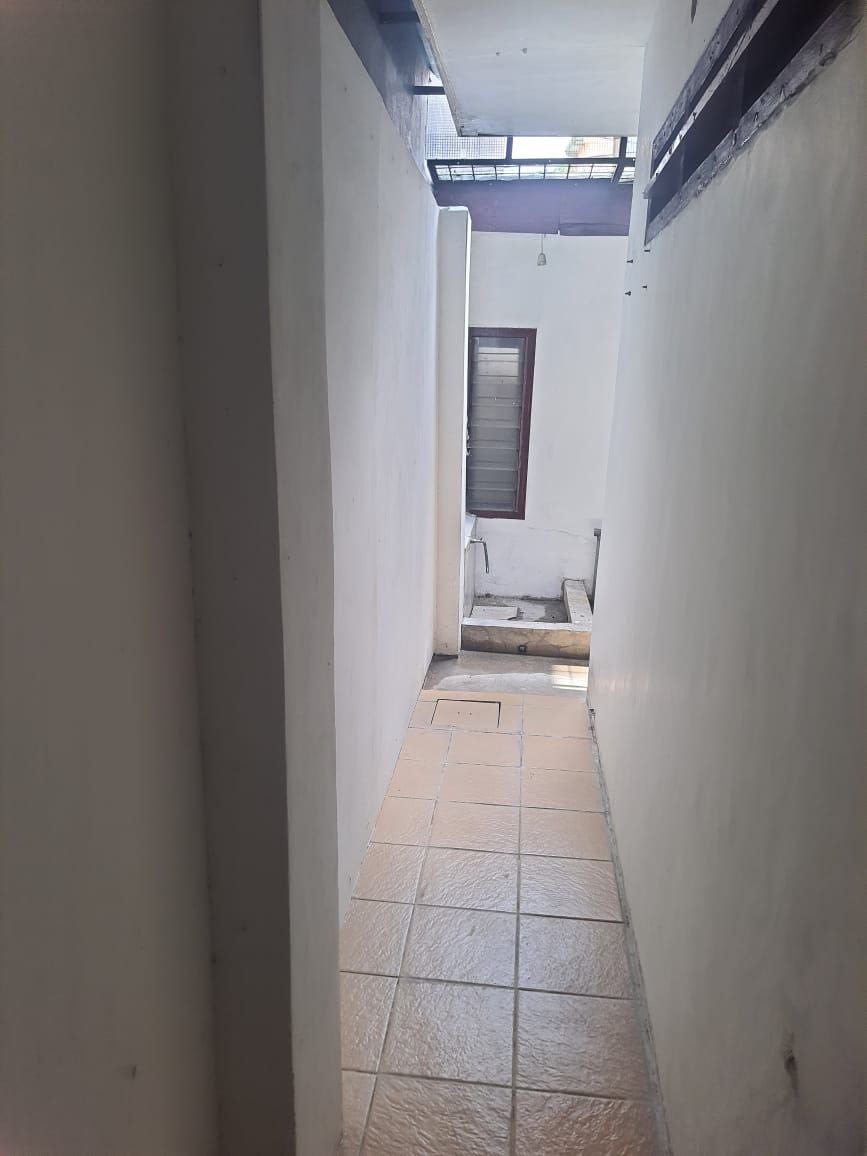 Dijual/Disewakan Rumah Strategis di Jalan Pucang Anom Surabaya Timur - Thumbnail 3