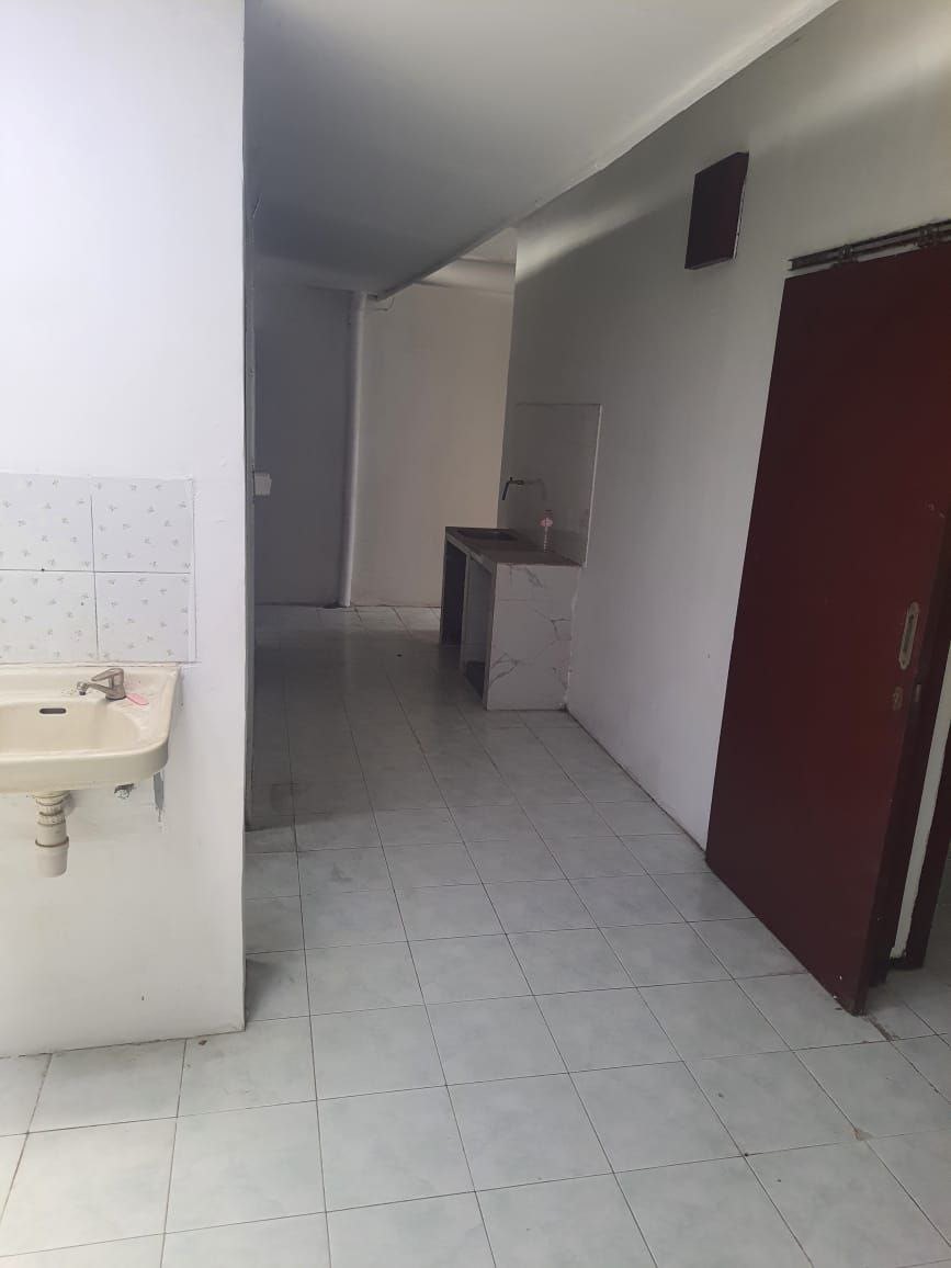 Dijual/Disewakan Rumah Strategis di Jalan Pucang Anom Surabaya Timur - Thumbnail 5