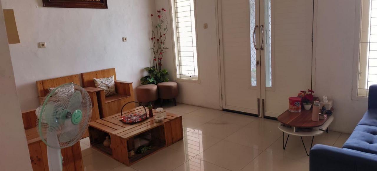 Dijual Rumah Sekaligus Usaha Parkiran Aktif di Jalan Siwalankerto Surabaya Selatan - Thumbnail 3