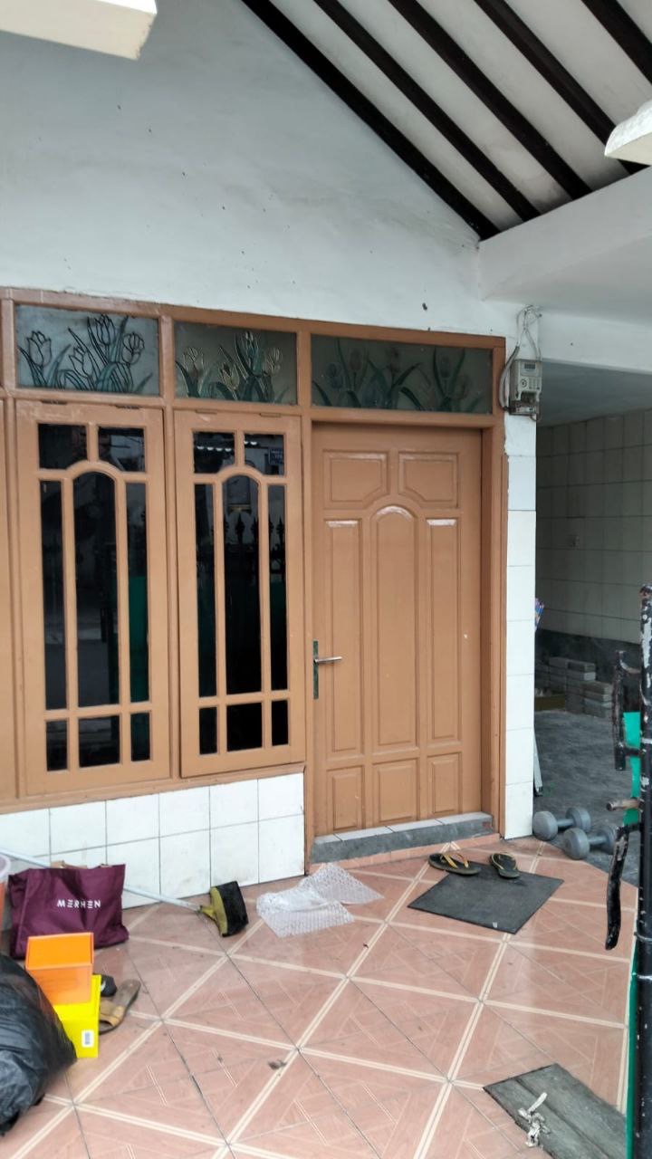 Dijual Rumah Hitung Tanah di Jalan Siwalankerto Tengah Surabaya Selatan - Thumbnail 2
