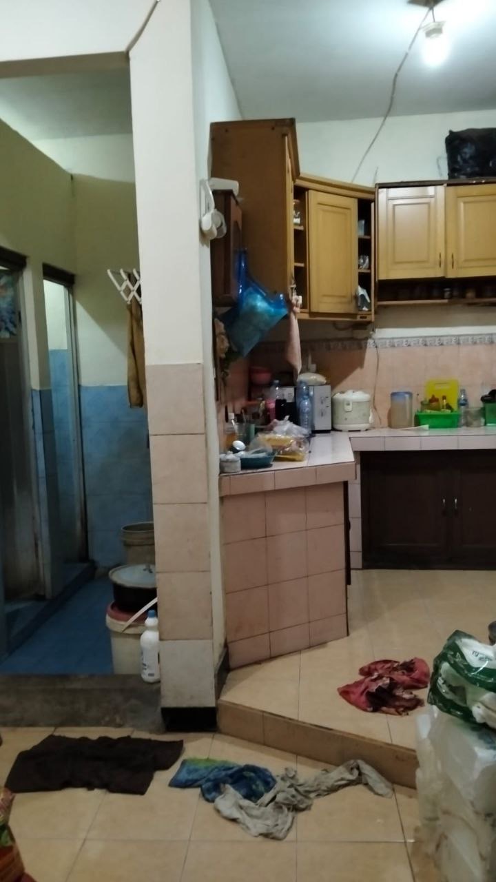 Dijual Rumah Hitung Tanah di Jalan Siwalankerto Tengah Surabaya Selatan - Thumbnail 4