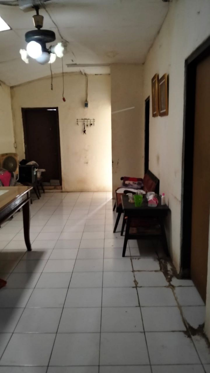 Dijual Rumah Hitung Tanah di Jalan Siwalankerto Tengah Surabaya Selatan - Thumbnail 6