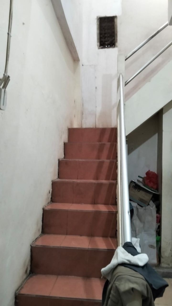 Dijual Rumah Hitung Tanah di Jalan Siwalankerto Tengah Surabaya Selatan - Thumbnail 7