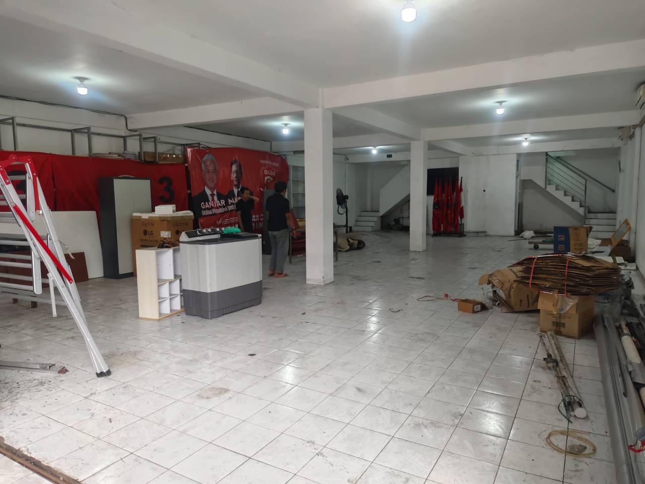 Disewakan Ruko Kembar Raya Kenjeran Lokasi Strategis Surabaya Utara - Thumbnail 8