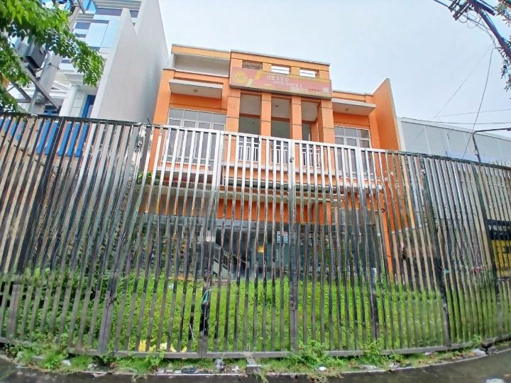 Dijual Ruko Luas Siap Pakai di Jalan Ngagel Jaya Surabaya Timur - Image 1