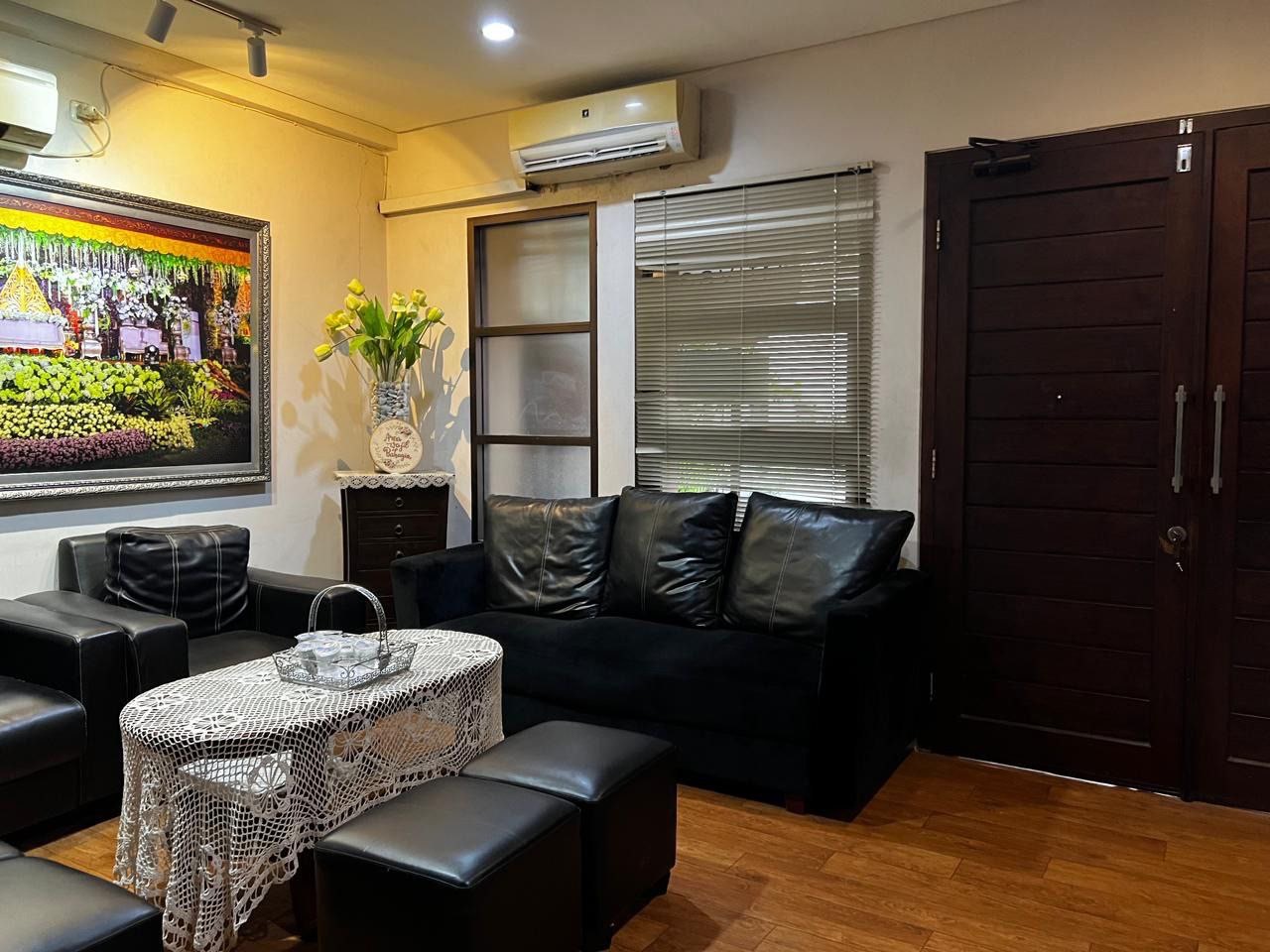 Dijual Rumah Mewah Artistik di Jalan Lombok Surabaya Pusat - Thumbnail 3