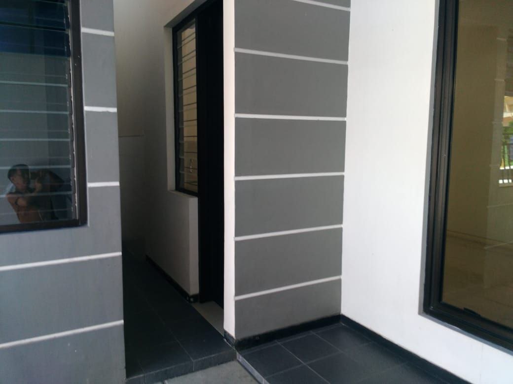 Dijual Rumah Baru Gress di Jalan Kutisari Surabaya Timur - Thumbnail 6