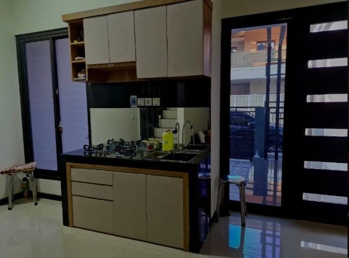 Dijual Rumah Baru Gress Modern di Jalan Kutisari Surabaya Timur - Thumbnail 4