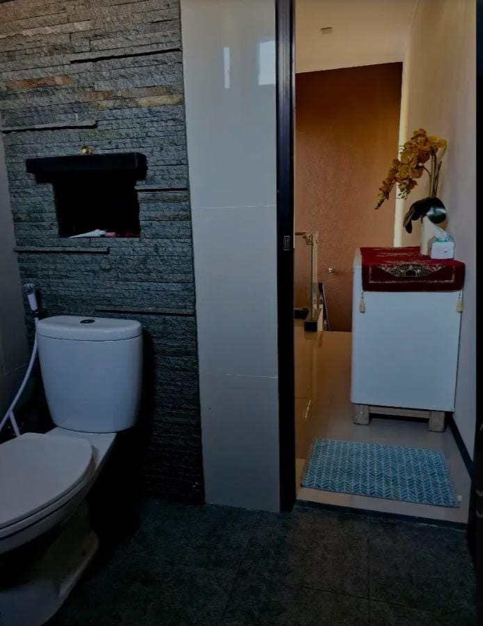 Dijual Rumah Baru Gress Modern di Jalan Kutisari Surabaya Timur - Thumbnail 7