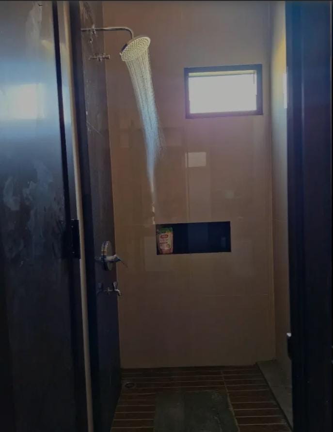 Dijual Rumah Baru Gress Modern di Jalan Kutisari Surabaya Timur - Thumbnail 8