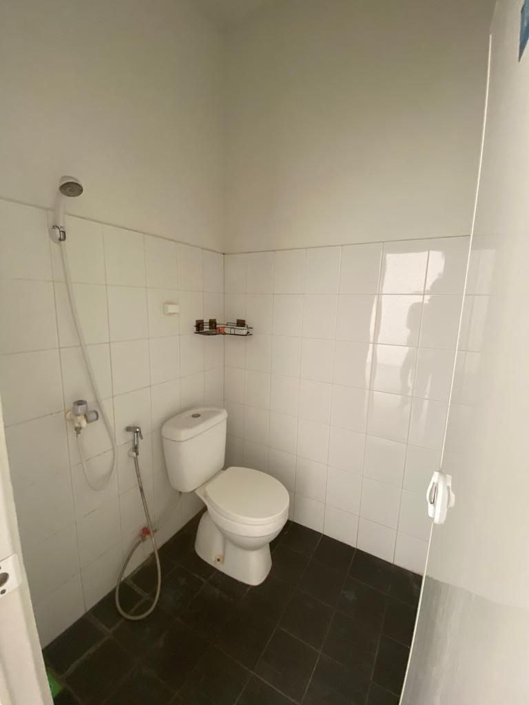 Dijual Rumah Furnished Siap Huni di Jalan Kutisari Surabaya Timur - Thumbnail 7