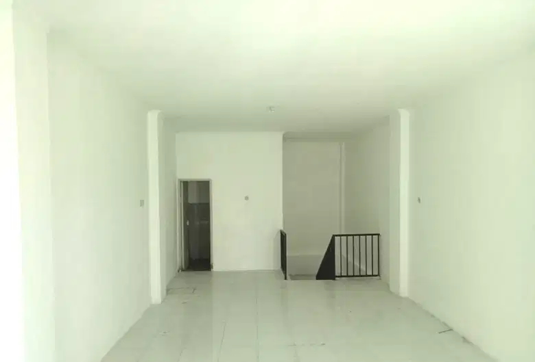Disewakan Ruko 3 Lantai Komersial Strategis di Gayungsari Barat Surabaya Selatan - Thumbnail 7