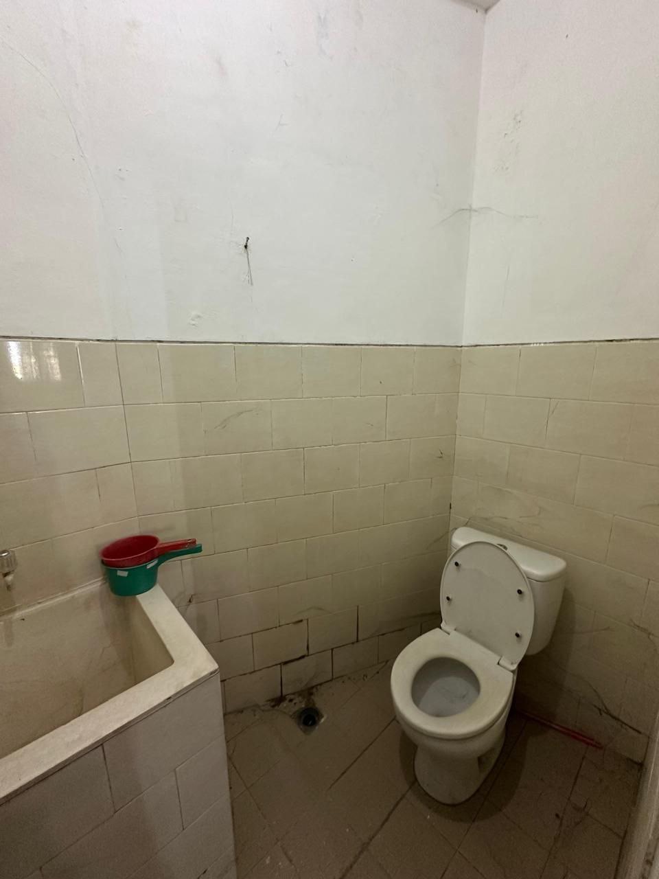 Dijual Ruko Luas Strategis di Jalan Raya Menur Surabaya Timur - Thumbnail 5