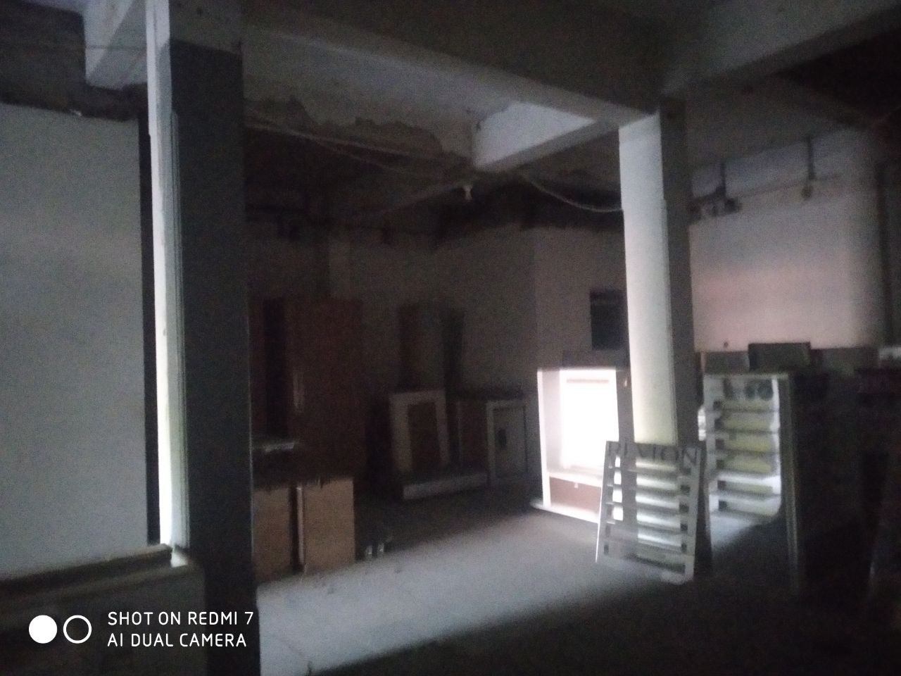 Dijual/Disewakan Ruko Tiga Lantai Strategis di Pucang Anom Timur Surabaya Timur - Thumbnail 2