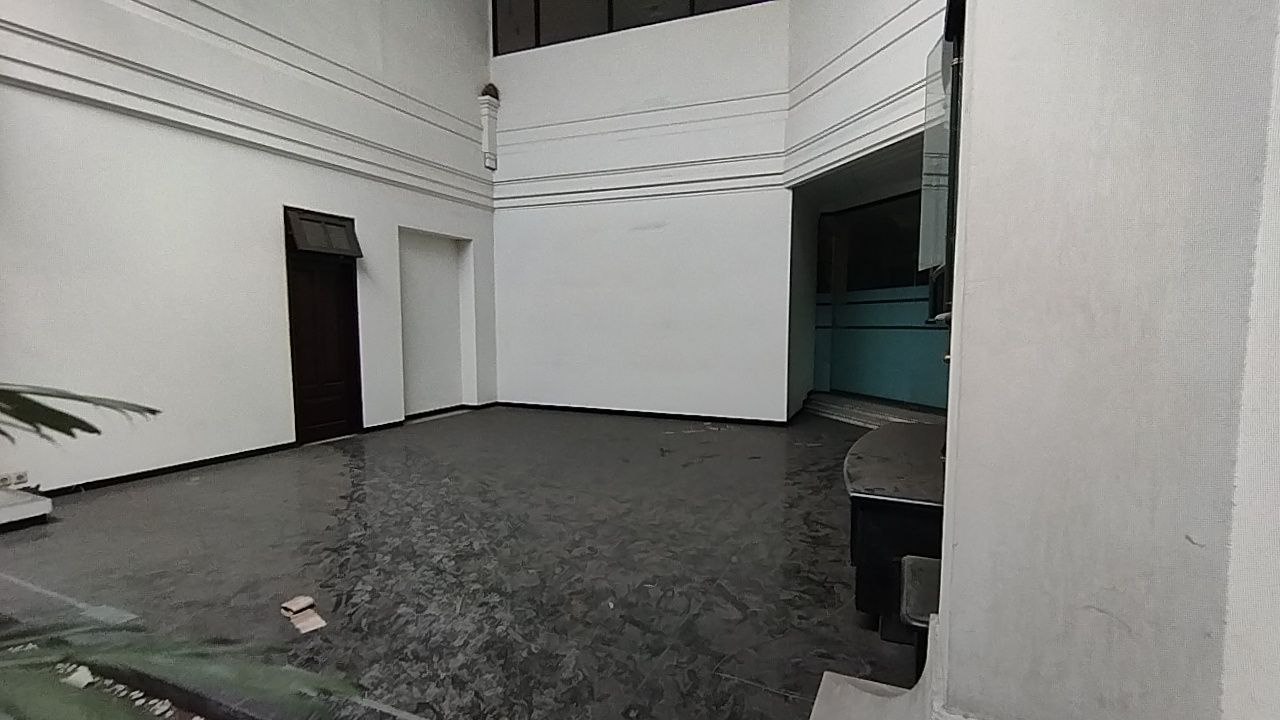 Dijual Rumah Mewah Siap Huni di Jemur Andayani Surabaya Selatan - Thumbnail 5