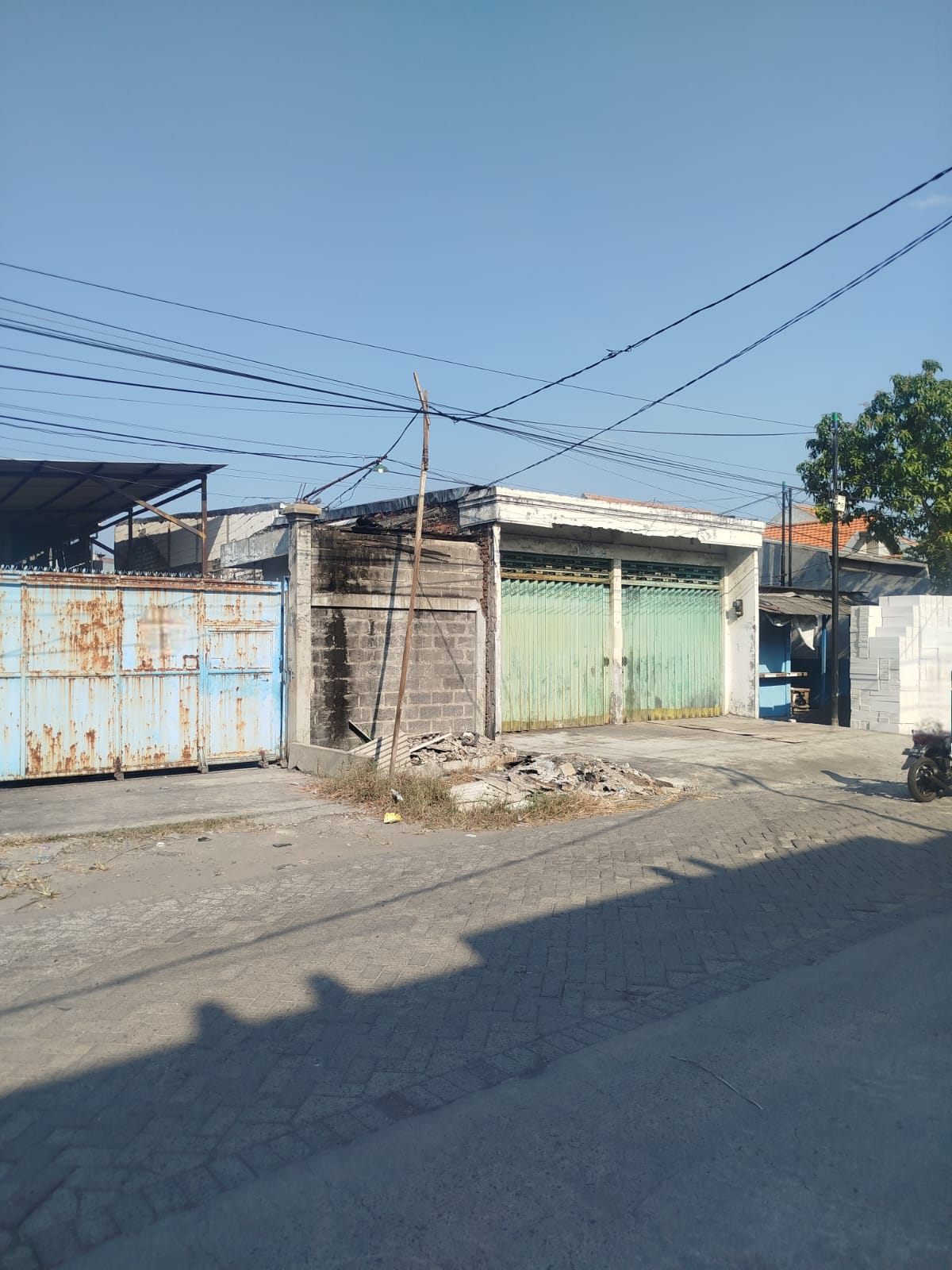 Dijual/Disewakan Toko Strategis di Kepatihan Industri Gresik - Thumbnail 2