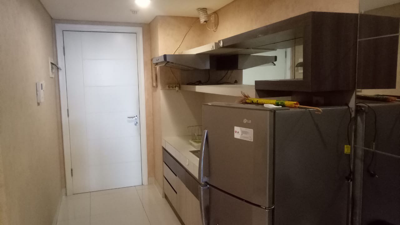 Dijual Apartement Modern Lokasi Strategis di Grand Sungkono Lagoon Caspian Surabaya Barat - Thumbnail 2