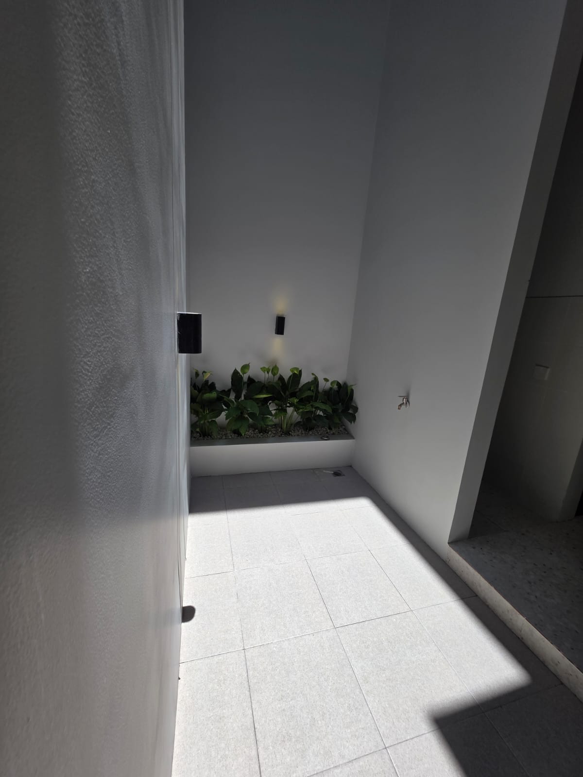 Dijual Rumah Baru Modern Minimalis Pandugo Timur Premium Quality Surabaya Timur - Thumbnail 6